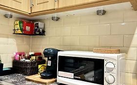 Centrally-Located Gem In Marble Arch, London