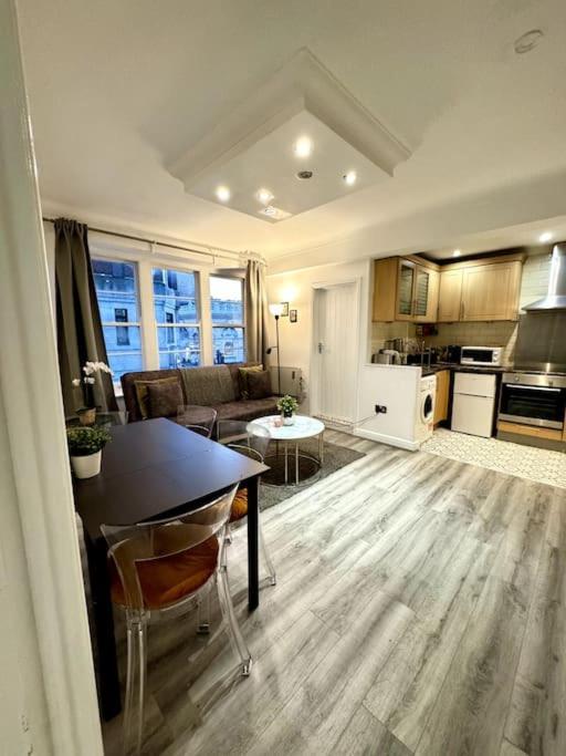Centrally-Located Gem In Marble Arch, London Exterior photo
