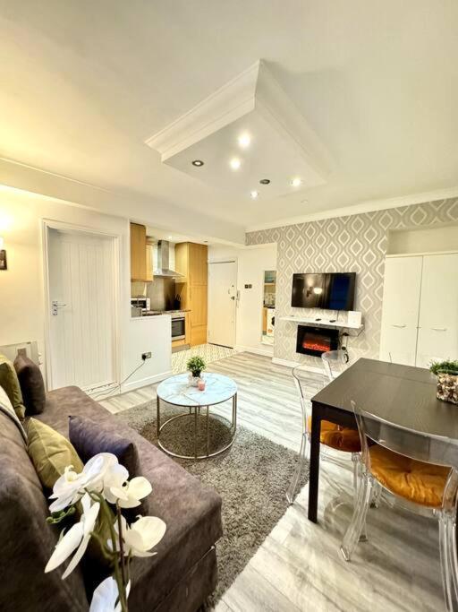 Centrally-Located Gem In Marble Arch, London Exterior photo