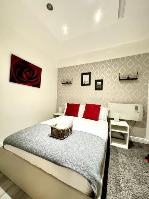 Centrally-Located Gem In Marble Arch, London Exterior photo